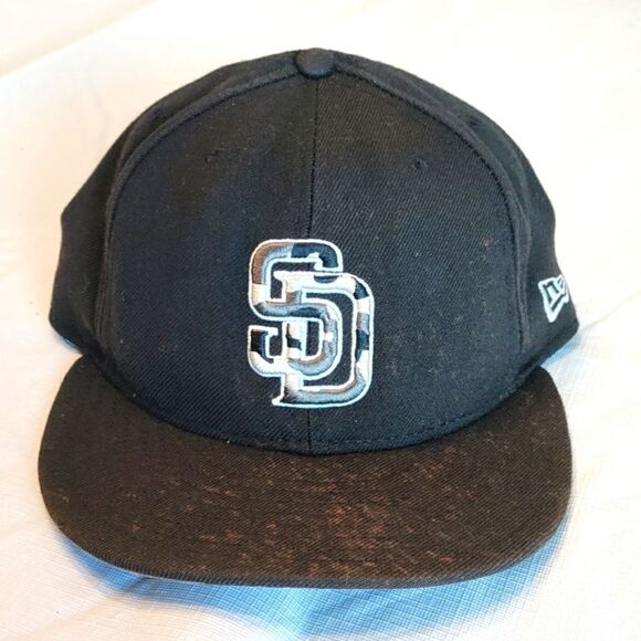 San Diego Padres Hat - Picture 1 of 7
